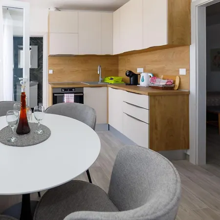 Διαμέρισμα Apartman Maro Μακάρσκα