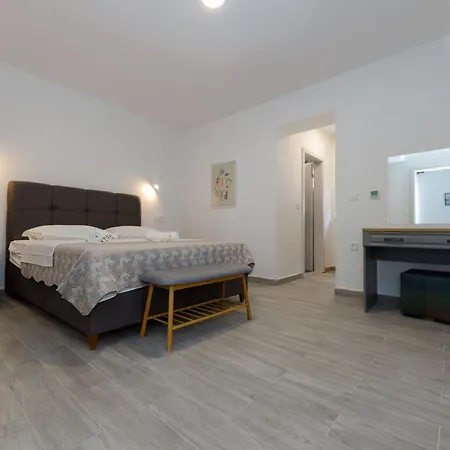 Apartman Maro Μακάρσκα